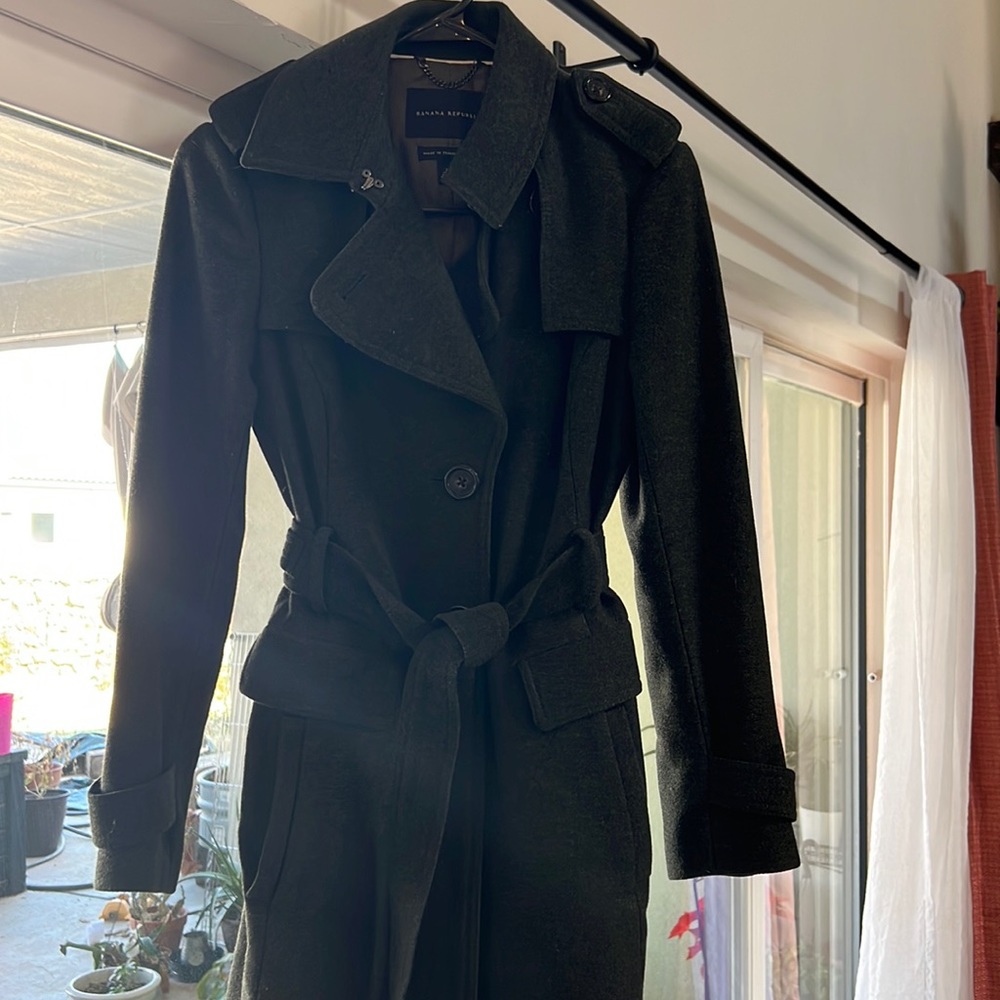 Women’s trench coat.